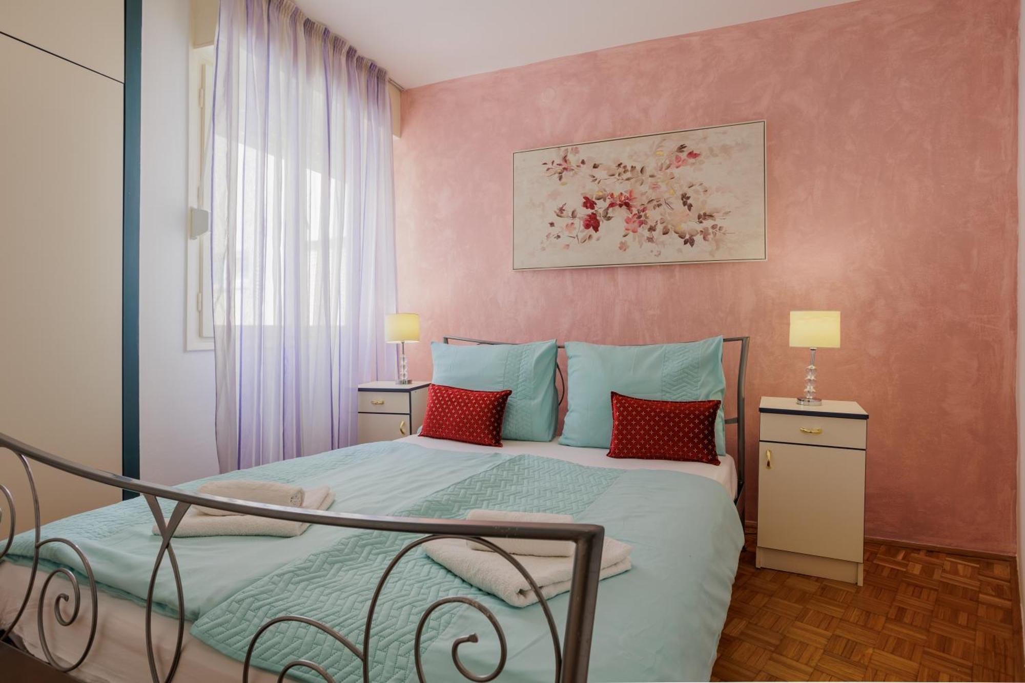 Center Silvana Apartman *